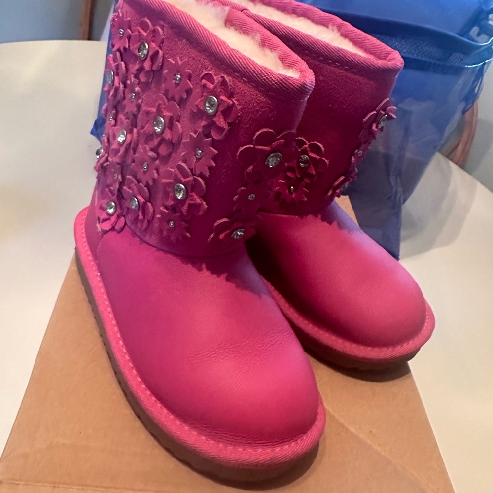 UGG BOOTS TODDLER GIRL PINK